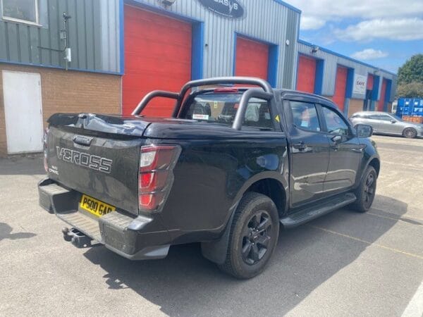 Isuzu D-Max Top Up Cover With Styling Bar