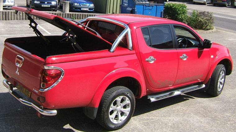 Bragan Tri-Fold Soft Tonneau Cover For Mitsubishi L200 / Triton (2005-2015) Double Cab