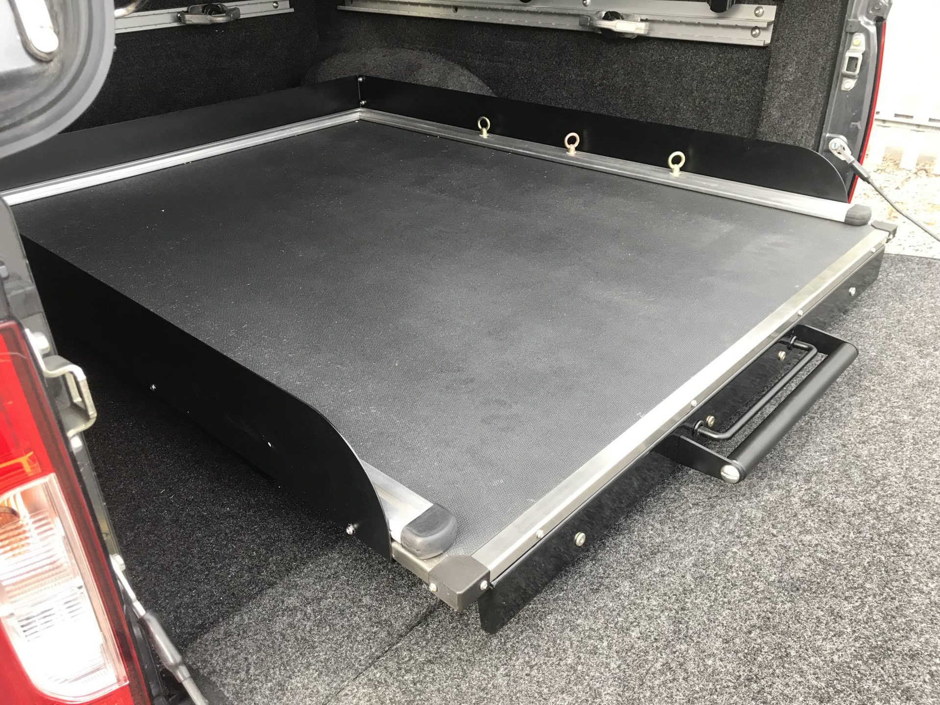 Toyota Hi-Lux Sliding Floor Tray