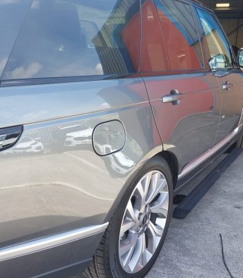 range-rover-vogue-electric-side-steps-8-e1524752436335